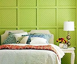 Как украсить спальню зелеными стенами