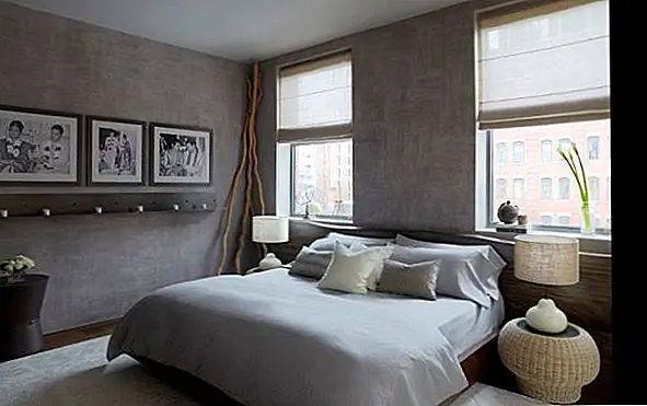 Это хорошая идея не просто сосредоточиться на визуальном аспекте вашей осенней спальни. Светлые свечи добавят к уютной обстановке вашей комнаты, это правда, но ароматические свечи соответствуют вашим дизайнерским идеям, обращаясь к другому понятию целиком. Выберите пару различных ароматов, чтобы эффект не был однородным. Имбирь, карамель, корица, ваниль, клюква и пряная тыква все делают для отличного выбора.