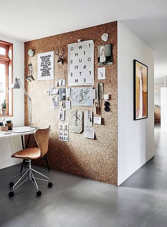 Или вы можете использовать пустую коробку для обуви, чтобы сохранить связанные элементы. Вы можете поместить пустые рулоны туалетной бумаги в коробку и использовать их, чтобы организовать свои карандаши, маркеры и т. Д.