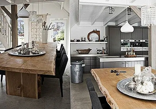 Стеклянные двери с белой рамой и овальными окнами позволяют внешнему естественному свету обнимать помещение. Главная спальня сразу привлекает внимание, поскольку она была подготовлена на поднятой платформе. Открытая ванная комната с главной спальней выплывает, поскольку она была спроектирована в глянцевых плитках черного цвета и оснащена новейшими инновационными сантехническими светильниками. Традиционные и простые светильники использовались для дополнения теплого декора. {Найден на skonahem}