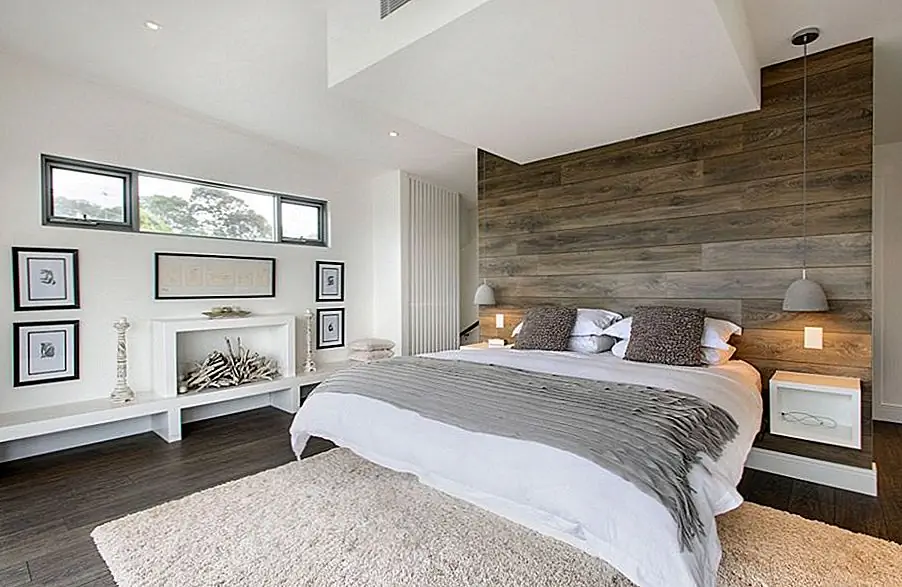 Вы можете нарисовать белые стены как «фон», окружающий стену с акцентом, но только если в комнате уже много естественного света.