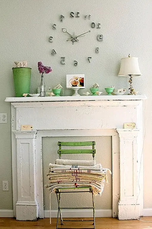 Все, что вам нужно - это одно место, чтобы сделать свой собственный. А мантия - легкая цель. Он может сливаться в остальной части дома, но с прикосновением женственности, который создает теплый и привлекательный дух.