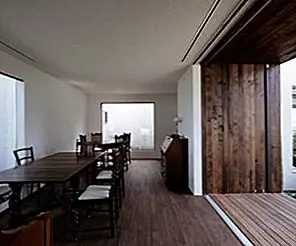 Кафе-хаус в Акияме от Макото Ямагучи