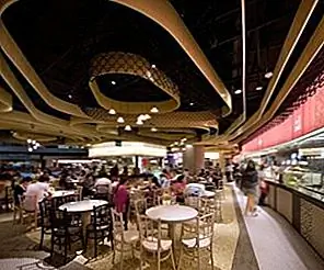 Интерьер ресторана Rasapura Masters в Сингапуре