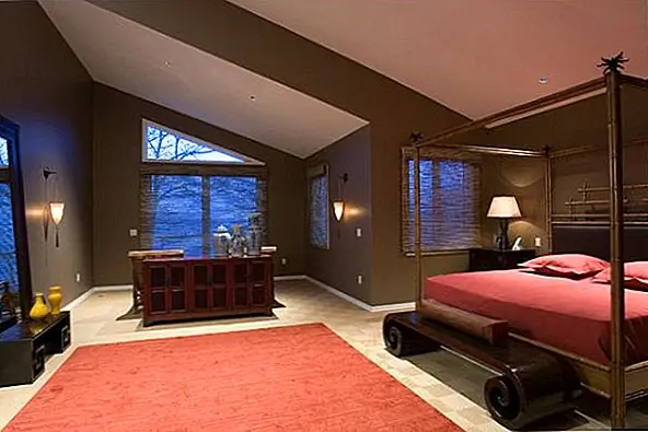 Светлые и спокойные азиатские спальни