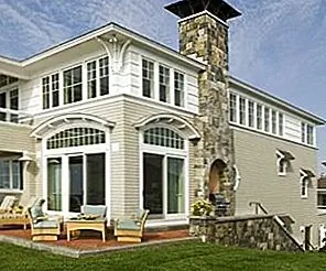 Бирюзовый пляжный дом от TMS Architects