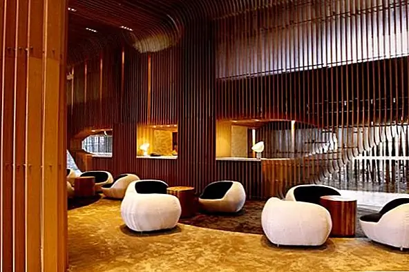 Красивый деревянный интерьер Tianxi Oriental Club