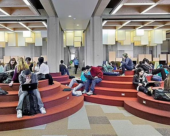 Библиотека Скотта, теперь переделанная и превращенная в современное и гостеприимное пространство