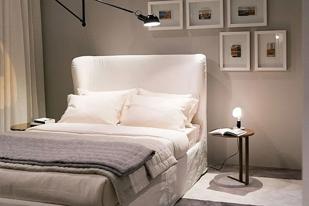 Дизайн интерьера гораздо более всеобъемлющий, чем это. Речь идет о полном опыте человека в пространстве. Дизайн интерьера - это не просто оформление красивых вещей. Это важный компонент нашей жизни, который влияет не только на то, как мы мыслим и чувствуем, но и на то, как мы живем, работаем, играем и даже заживаем.