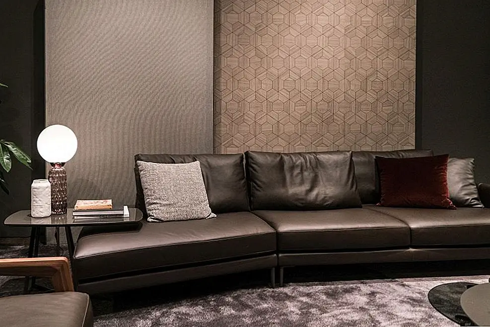 Дизайн интерьера - сложная карьера, но вознаграждение за успешное создание пространства, которое излучает форму и функцию, бесценно. Функциональность и эстетика сочетают в себе жизненный опыт каждого в хорошо спроектированном внутреннем пространстве.