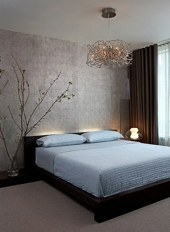 Используйте естественные, легкие и удобные ткани, чтобы придать комнате привлекательный и расслабляющий вид. Например, вы можете включить белье или шерсть. Вы можете связать их с другими элементами в декоре комнаты, такими как жалюзи или шторы.