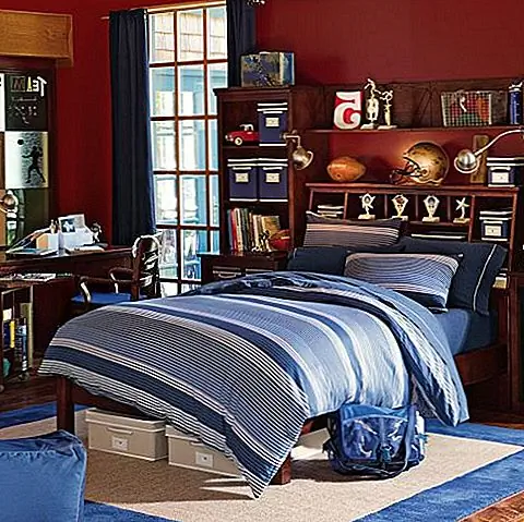 Классическая система деревянных кроватей для больших спален