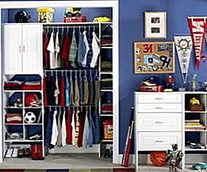 Создание большего пространства в ваших загроможденных детских шкафах