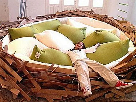 Его естественный дизайн приносит больше жизни и цвета в ваш дом. Это вдохновит вас на мирную атмосферу и заставляет задуматься о жизни этих крошечных птиц, которые приносят реальные усилия, когда они строят свое гнездо и создают свою семью.