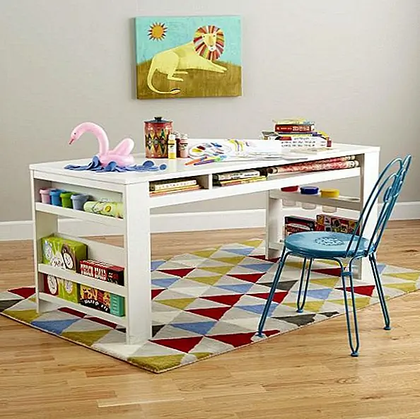 Секция отделения отделения, для вашего ребенка и всех его принадлежностей