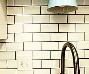 Как очистить плитки Backsplash кухни