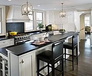 Quick 411 на столешницах из мыльного камня