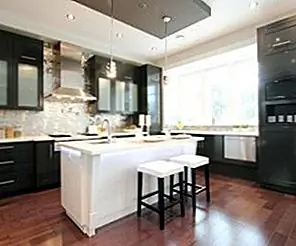 Конструкции и идеи кухонных вытяжек из нержавеющей стали