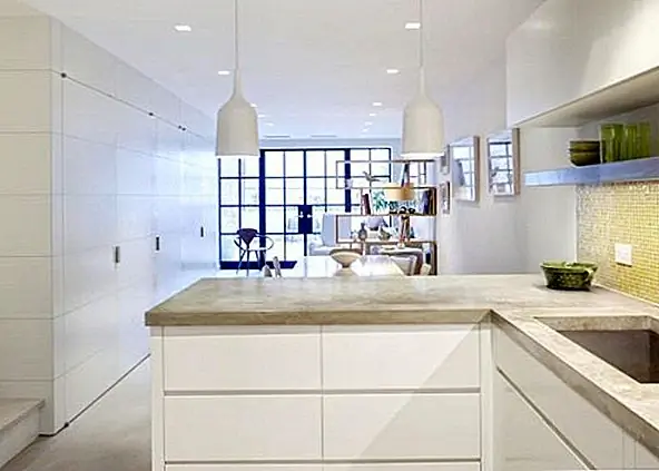 Стильная кухня Нью-Йорка, отремонтированная Анжелой А'Курт