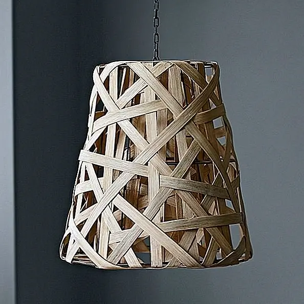 Вы в последний раз вдохновлялись на птичье гнездо? Дизайнеры Serena & Lily, несомненно, были … и придумали эту потрясающую современную тканую подвесную лампу, выполненную вручную из органических материалов.