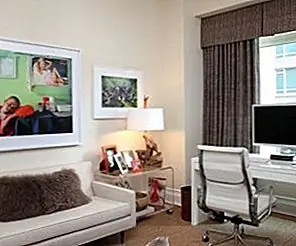 Самые стильные и яркие офисные стулья