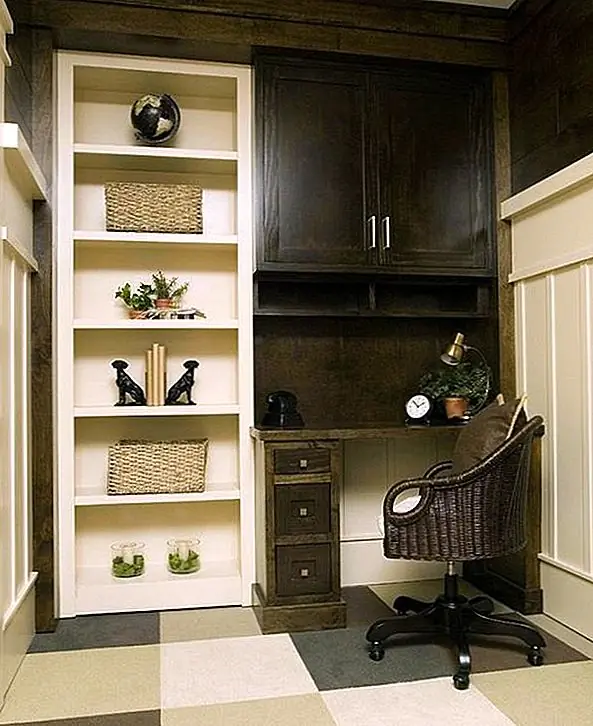 Для удобного, уютного ощущения, почему бы не попробовать что-то, что похоже на дом? Натуральные, плетеные корзины добавляют немного деревенской, непринужденной апелляции. Если вы ставите этот стиль на стул, он не только уникален, но и по-прежнему сохраняет это чувство семьи. Это идеальное решение, когда вам просто не нужно бить лишнего, чтобы закруглить свое видение.