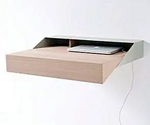 Deskbox: маленький настенный письменный стол / шкаф