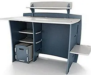 Практичный и привлекательный письменный стол для детей