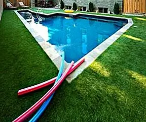 Владение бассейном дома - это жарко или нет?