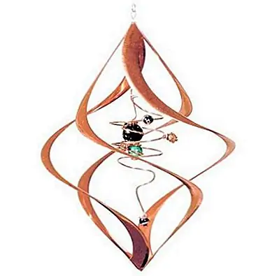 Медная спираль с планетами вместо ветров