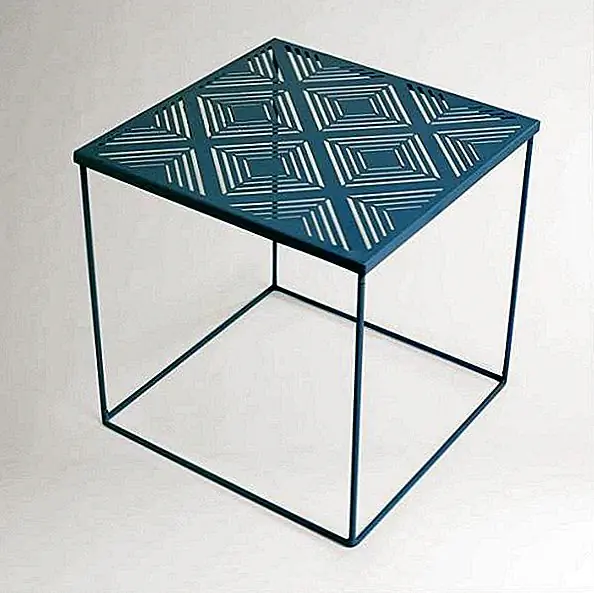 Эта таблица классная и приятная, и она напоминает мне куб. Он имеет кубическую форму, но в качестве верхней части стола используется только одна сторона, так как все остальные имеют только края, которые используются для поддержки верхней части стола. Таким образом, таблица не имеет реальных ног. Он выполнен в стиле сладкого ретро и выполнен из порошковой стали во многих цветах. Он легкий, и вы можете легко перемещать его туда, куда захотите. На столе есть отверстия в нем, и это идеально подходит для использования на открытом воздухе, так как это позволяет капать воду. Поскольку он сделан из металла, вам не нужно беспокоиться о том, чтобы его оставлять при любой погоде, а также очень легко чистить, Этот предмет теперь доступен за $ 49,99 на West Elm.