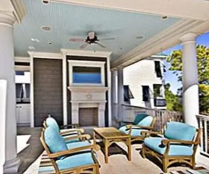 Как украсить переднее крыльцо с пружинным цветом