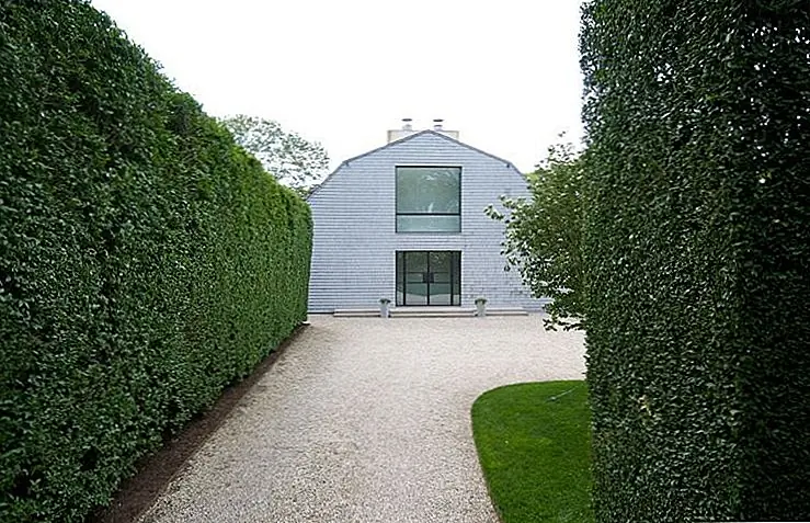 Частные хеджирования также велики, если вы хотите четко отделить свою собственность от соседних сайтов. Конфиденциальность может быть очень важной, особенно если вы хотите, чтобы в вашем доме были большие окна, чтобы вы могли полюбоваться садом и окрестностями.