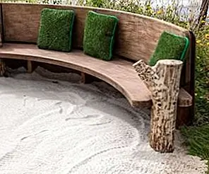 Как садовые скамейки могут помочь вам получить максимальную отдачу от вашего пейзажа