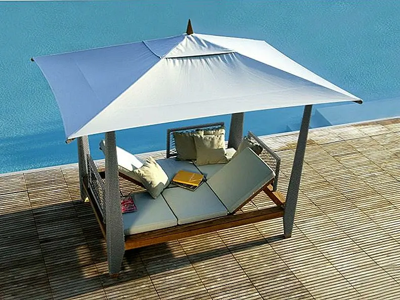 Идеально подходит для пар, садовая кровать Zayo - это двухместное кресло, которое позволяет настраивать спинки индивидуально. Рама изготовлена из алюминия и тикового дерева с полюсами, покрытыми щеткой. Зонная крыша оттеняет места, не блокируя вид.