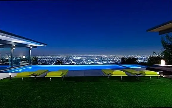 Новый дом Голливуда Мэтью Перри