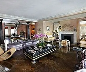 Яркая и элегантная квартира в Нью-Йорке для продажи