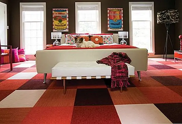 И учитывая, что ковры должны не только разогревать ощущение комнаты, но добавить к привлекательности ее дизайна, умирание имеет решающее значение. Чтобы создать потрясающий новый вид в комнате, которая уже была украшена, пойти на новый ковер, который создает смелое заявление. Пришло время покончить с обычным ковровым покрытием от стены до стены, которое вы так часто находите и создаете динамичный вид.