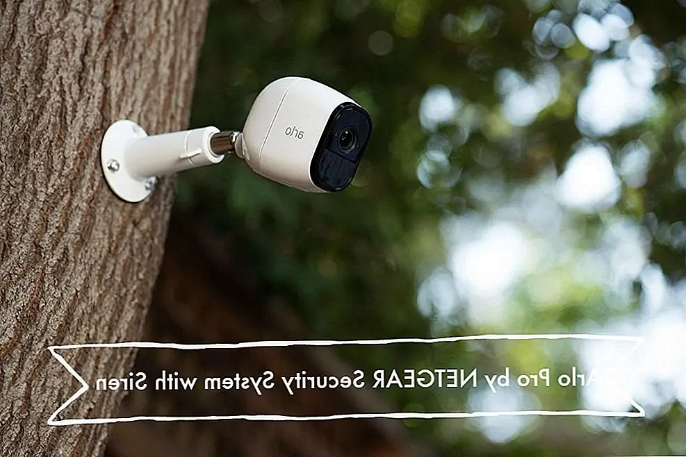 Эта домашняя камера безопасности полностью беспроводная, включая шнуры питания, что делает настройку и установку легким. Вы можете легко размещать и размещать камеры безопасности Arlo Pro для дома в любом месте, не беспокоясь о их близости к ближайшей электрической розетке. Разрешение 720p. Камера Arlo Pro является водонепроницаемой, что делает ее универсальным выбором для внутреннего или наружного видеонаблюдения. Аккумуляторная батарея поддерживает быструю зарядку и бесшовный обмен, не требуя, чтобы ваша камера отключилась. Эта домашняя камера безопасности требует включения базовой станции для подключения к вашему маршрутизатору; базовая станция (или «хаб») имеет громкую сирену.