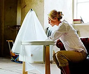 Прозрачная и современная колыбель Bassinet от BabyBjorn