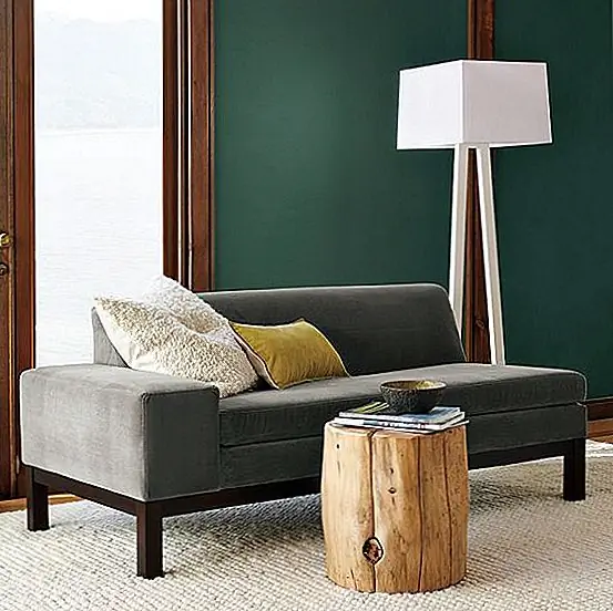 Деревянный стол из дерева дерева