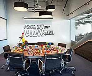 Вдохновляющие офисные залы для совещаний раскрывают их игривые проекты