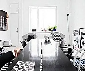 Дом с очень динамичным и разнообразным интерьером, в котором преобладает узор