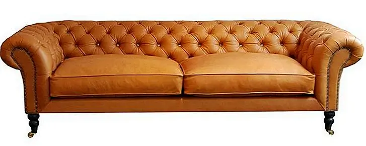 Диван выделяется двумя большими облегающими подушками, что также заметно для их глубины. Диван также имеет глубокую застежку. Единственная видимая часть рамы и единственные видимые части дерева - это ноги. Они изготовлены из древесины бука и имеют латунные диски, что облегчает перемещение дивана. Я думаю, можно с уверенностью сказать, что у Мунро Дивана есть вневременный дизайн. Тем не менее, он также имеет тонкий современный талант, как и большинство творений дизайнера. Диван можно купить по цене 4 700,00 долларов США. Он поставляется в нескольких цветовых сочетаниях.