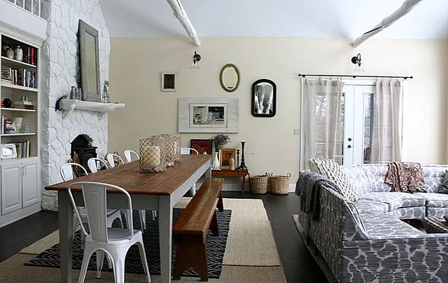 В этом контексте оцинкованные стальные французские стулья для бистро используются в сочетании с деревянной скамье. Это классная смесь, также немного неожиданная, но одна, что приводит к действительно хорошему балансу.