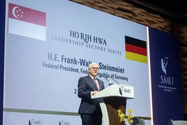 Федеральный президент Штайнмайер вручает премию Future German