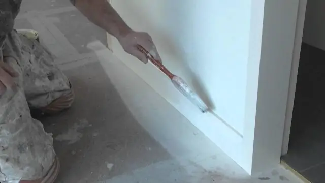 Покрасить плинтус