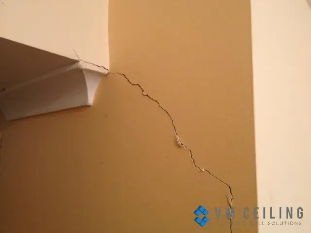 Ремонт штукатурных трещин